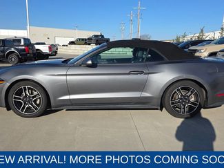 Used 2023 Ford Mustang Premium video 2