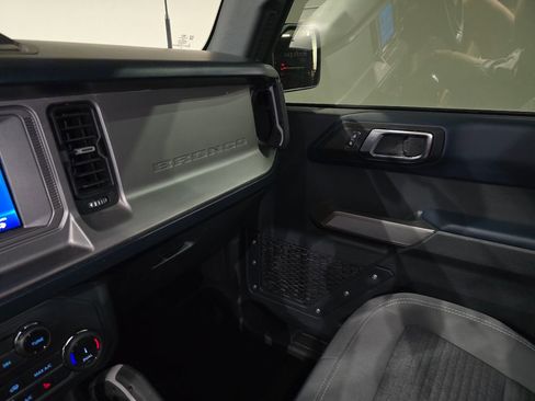 Used 2022 Ford Bronco Outer Banks image 34