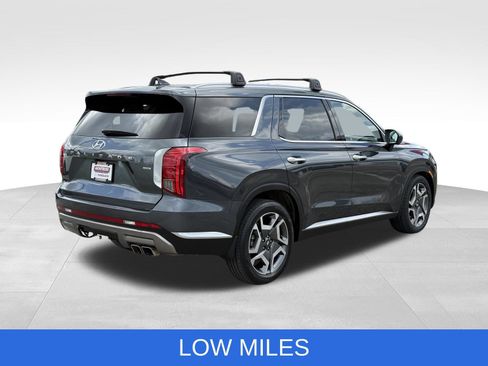 Used 2024 Hyundai Palisade Limited AWD/4WD image 12