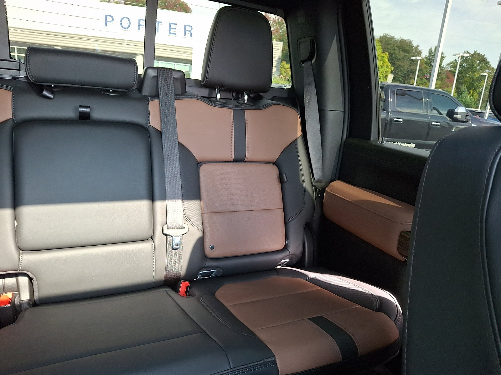Used 2023 Chevrolet Silverado 2500 High Country AWD/4WD image 19