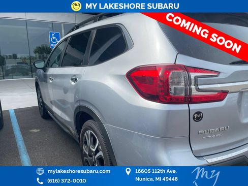 Used 2024 Subaru Ascent Touring AWD/4WD image 3