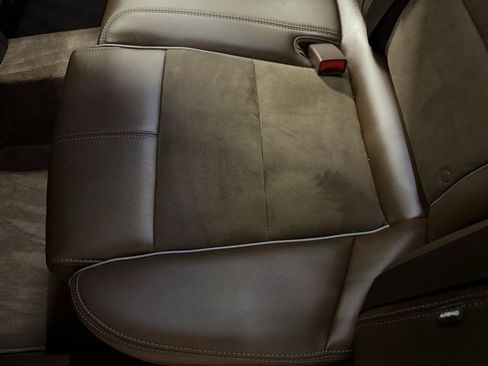 Used 2014 Chevrolet Impala LT w/ Premium Seating Package image 19