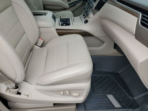 Used 2018 GMC Yukon Denali w/ Open Road Package image 16
