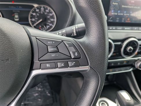 Used 2024 Nissan Sentra SV image 22