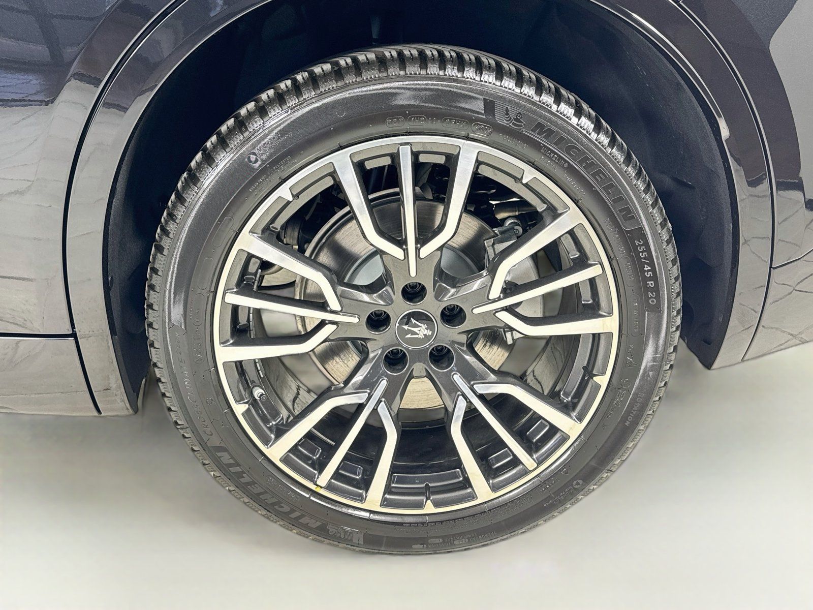 Used 2025 Maserati Grecale GT AWD/4WD image 9