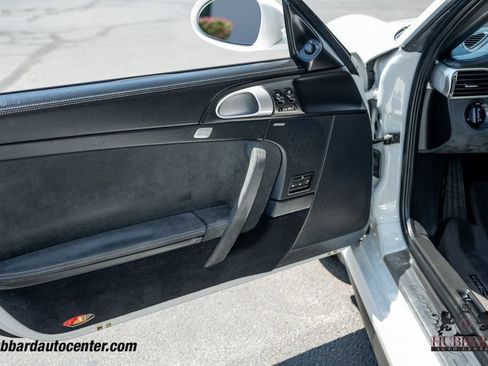 Used 2012 Porsche 911 Cabriolet image 25