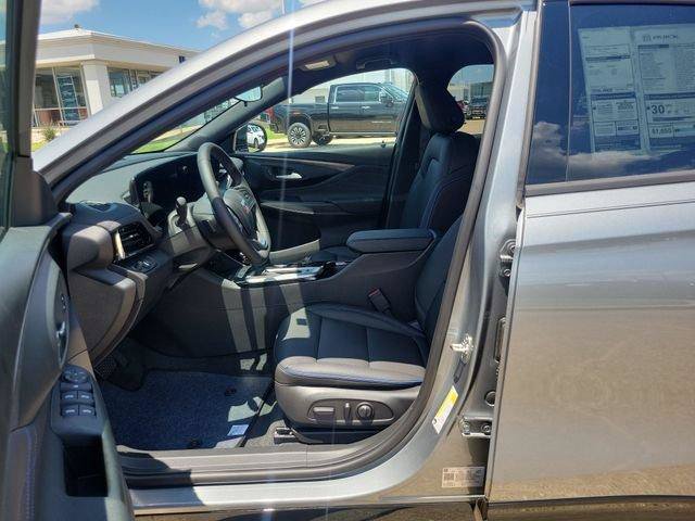 New 2026 Buick Envista Sport Touring w/ Convenience I Package FWD image 9