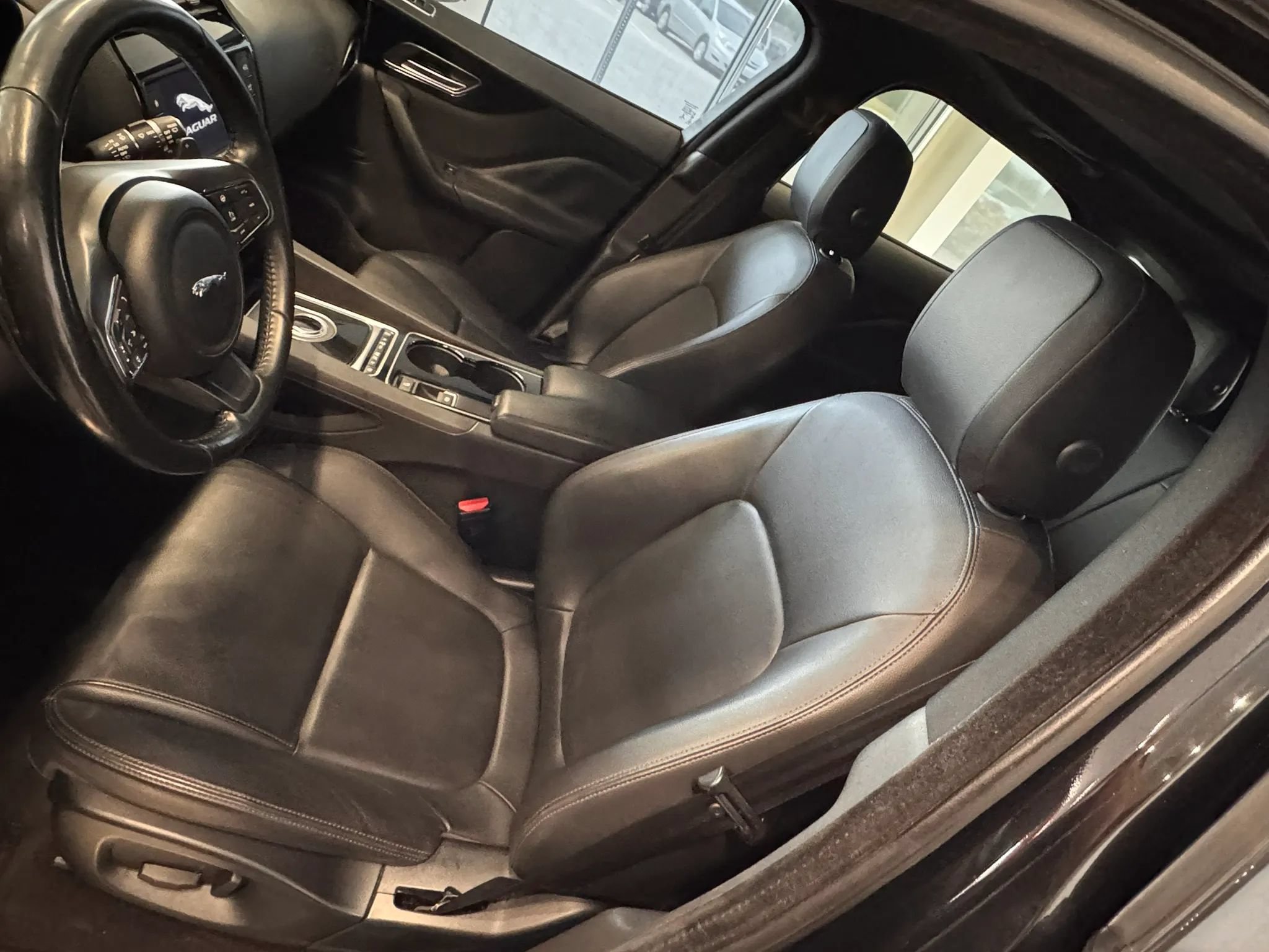 Used 2017 Jaguar F-PACE Premium AWD/4WD image 23
