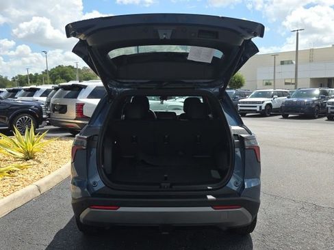 Used 2026 Chevrolet Equinox LT w/ Convenience Package II FWD image 23