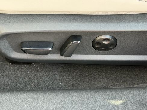 Used 2026 Nissan Sentra SL w/ Floor Mat Package FWD image 25