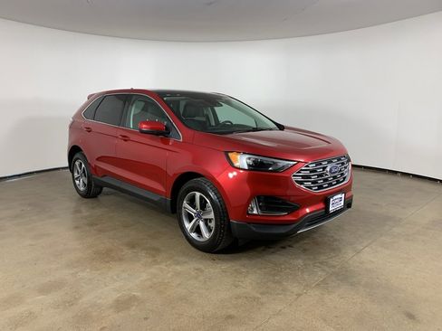 Used 2022 Ford Edge SEL w/ Convenience Package image 5