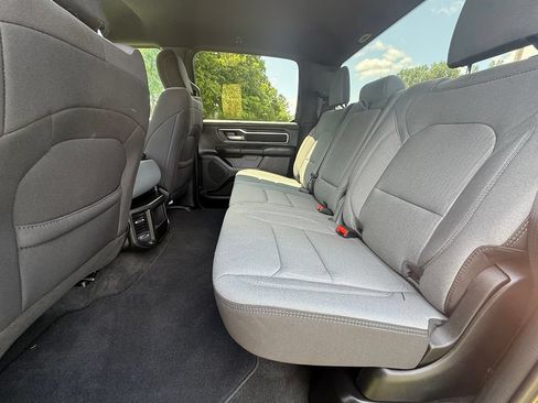 Used 2023 RAM 1500 Big Horn AWD/4WD image 10