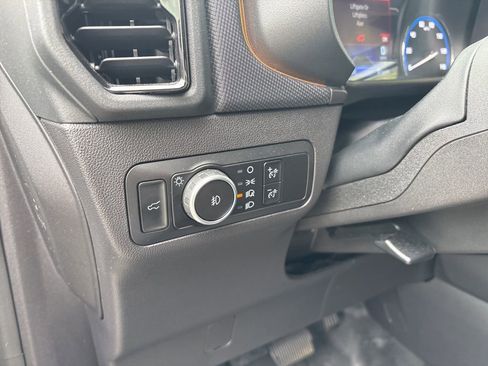 Used 2023 Ford Bronco Sport Badlands image 18