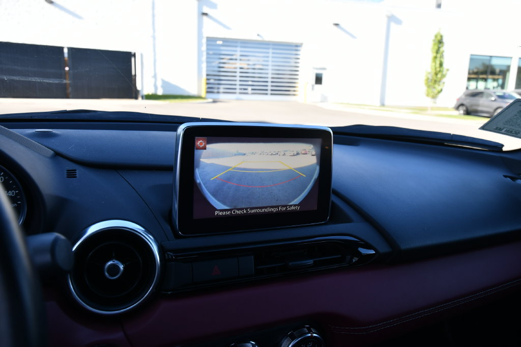 Used 2020 MAZDA MX-5 Miata RF Grand Touring RWD image 24