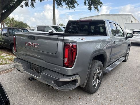 Used 2024 GMC Sierra 1500 SLT AWD/4WD image 6