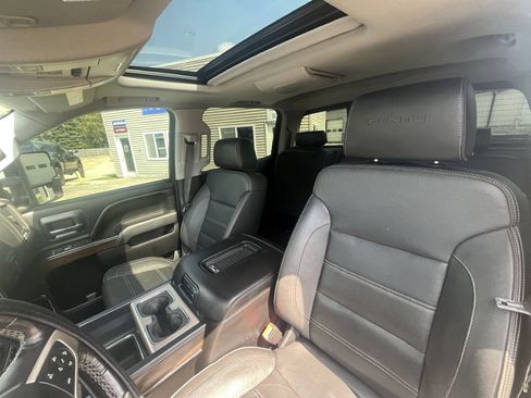 Used 2017 GMC Sierra 3500 Denali w/ Duramax Plus Package AWD/4WD image 24