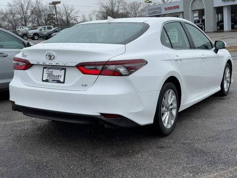 Used 2024 Toyota Camry LE image 3