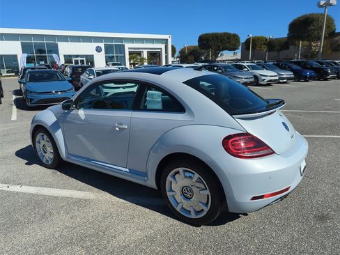 Used 2019 Volkswagen Beetle 2.0T SE image 9