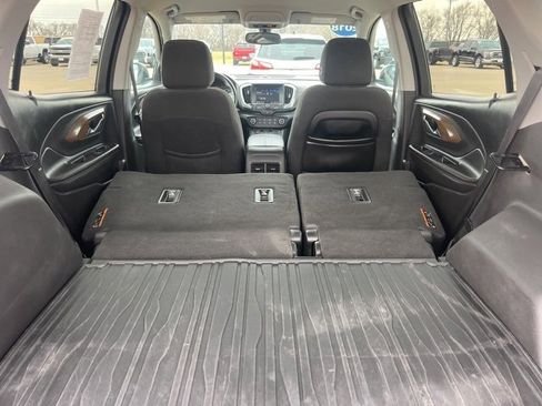 Used 2018 GMC Terrain SLE image 40