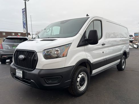 Used 2024 Ford Transit 250 T-250 130 Low Rf 9070 GVWR RW w/ Load Area Protection Package image 1