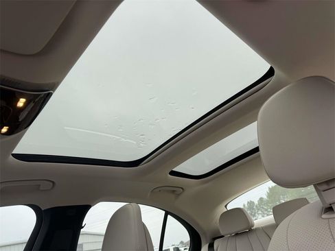 New 2026 Mercedes-Benz E 350 4MATIC Sedan image 22