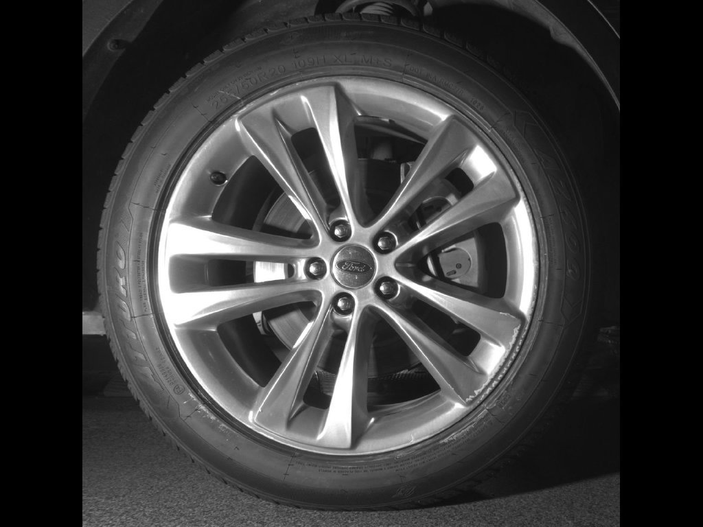 Used 2018 Ford Explorer Limited w/ Equipment Group 301A AWD/4WD image 2