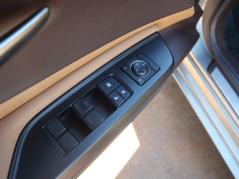 Used 2019 Lexus ES 350 w/ Premium Package image 7