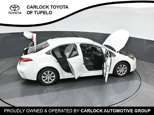 Used 2024 Toyota Corolla LE FWD image 47
