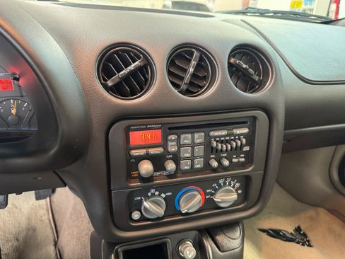 Used 2000 Pontiac Firebird Formula RWD image 16