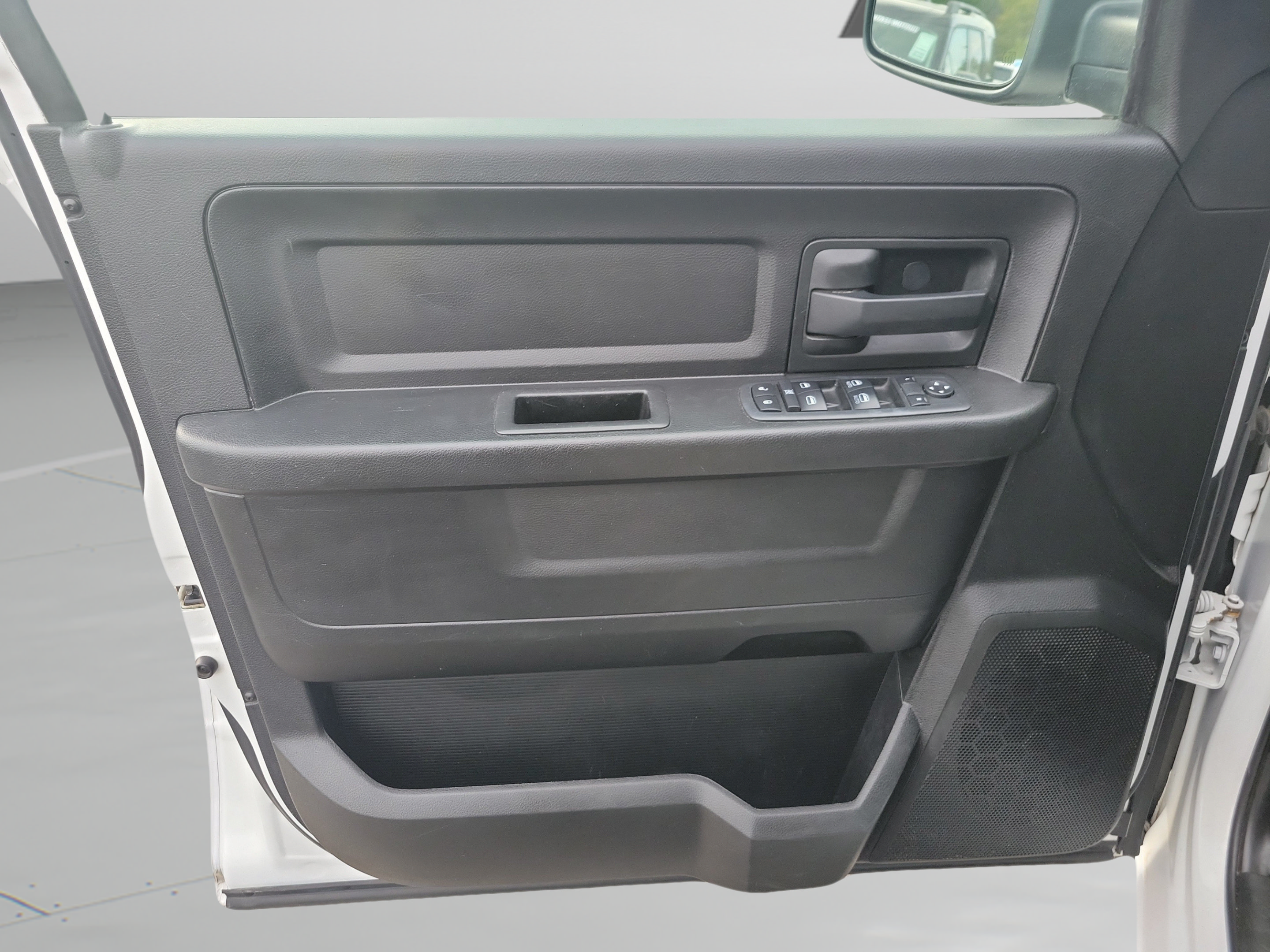 Used 2019 RAM 1500 Tradesman w/ Popular Equipment Group RWD image 18