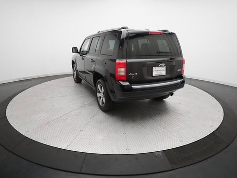 Used 2016 Jeep Patriot High Altitude image 32
