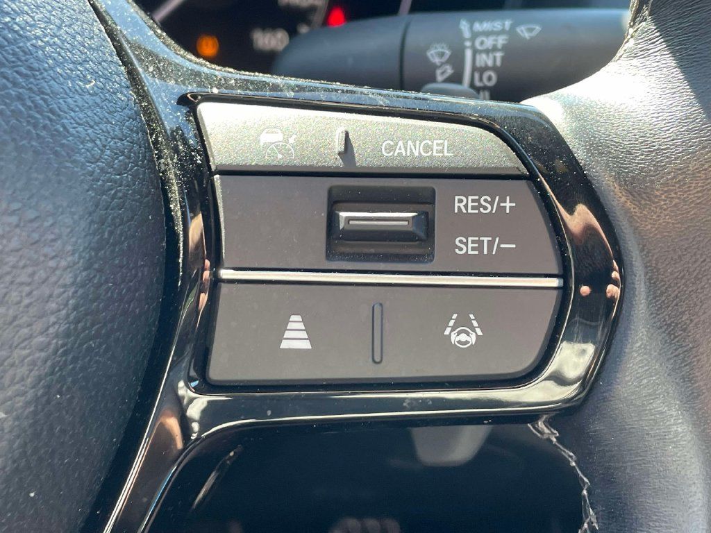 Used 2025 Honda Civic Sport image 31