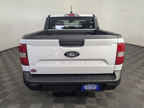 Used 2025 Ford Maverick XL w/ Equipment Group 102A AWD/4WD image 8