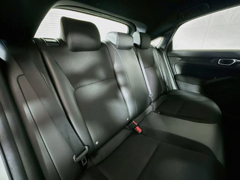 Used 2024 Honda Civic Sport image 25