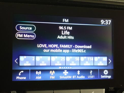 Used 2024 Nissan Frontier SV image 29