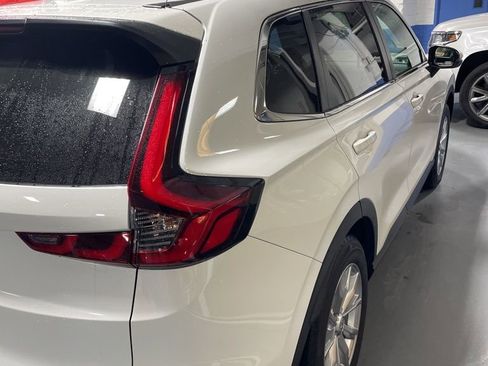 Used 2023 Honda CR-V EX-L image 27