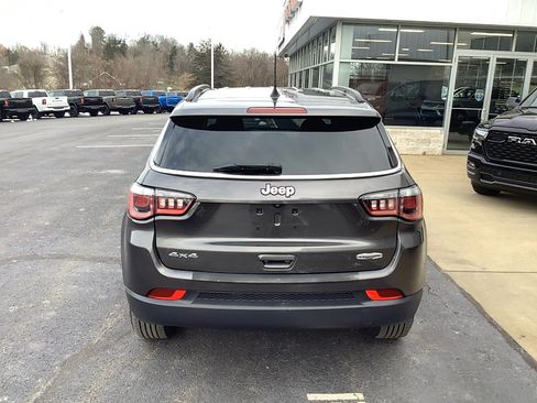 Certified 2019 Jeep Compass Latitude w/ Cold Weather Group AWD/4WD image 5