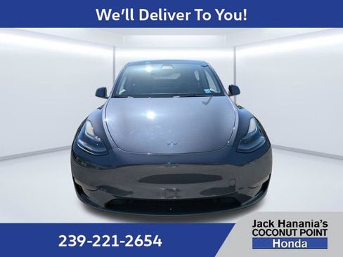 Used 2022 Tesla Model Y Performance AWD/4WD image 9