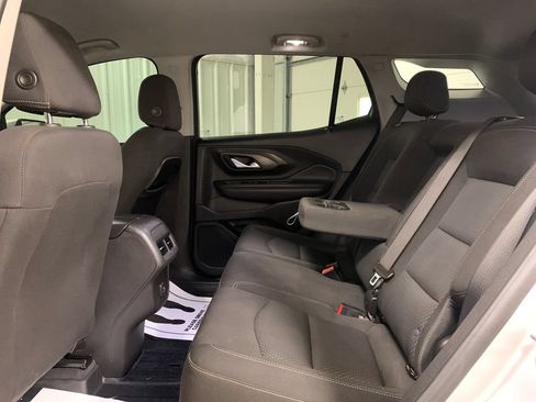 Used 2022 GMC Terrain SLE w/ Driver Convenience Package AWD/4WD image 17