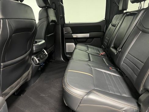 Used 2023 Ford F150 Platinum image 44