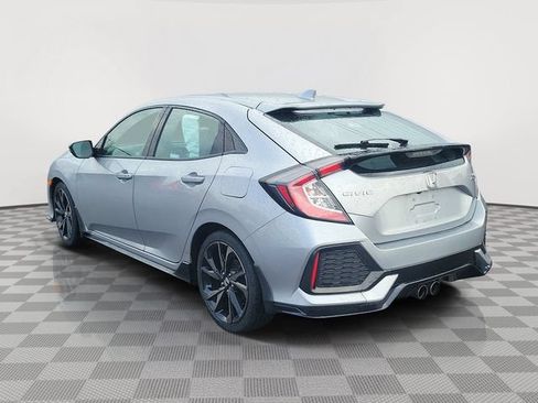 Used 2019 Honda Civic Sport Touring image 3