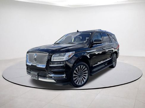 Used 2019 Lincoln Navigator Reserve w/ Cargo Package image 3