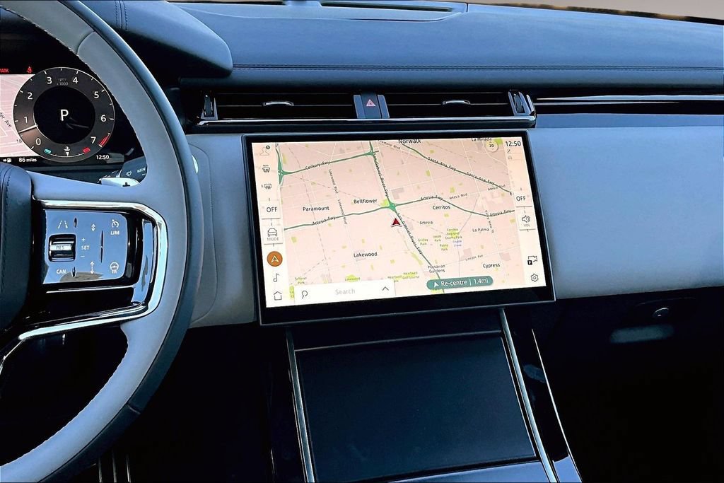 New 2026 Land Rover Range Rover Velar Dynamic SE AWD/4WD image 6