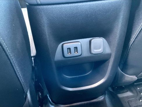 Used 2018 Chevrolet Colorado Z71 image 12