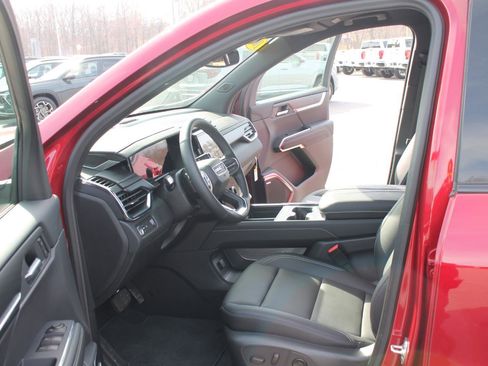 New 2025 GMC Acadia Elevation w/ Elevation Premium Package image 17