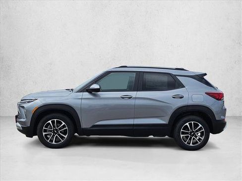 New 2026 Chevrolet TrailBlazer LT w/ Convenience Package FWD image 5