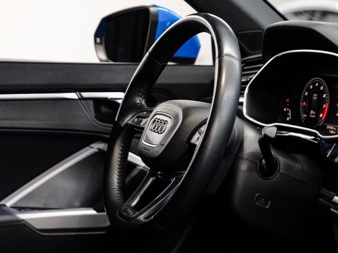 Used 2020 Audi Q3 2.0T Prestige AWD/4WD image 21