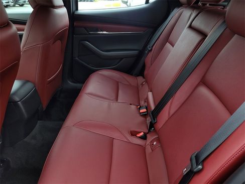 Certified 2025 MAZDA MAZDA3 2.5 S Hatchback w/ Premium Pkg image 15