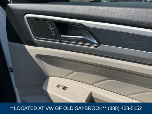 Certified 2023 Volkswagen Atlas SEL R-Line AWD/4WD image 32