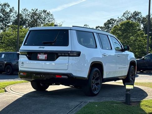 New 2026 Jeep Grand Wagoneer Limited AWD/4WD image 7